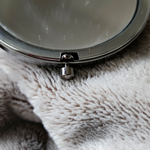 EGYPTIAN Small makeup mirror (VERY UNIQUE) - Picture 7 of 10